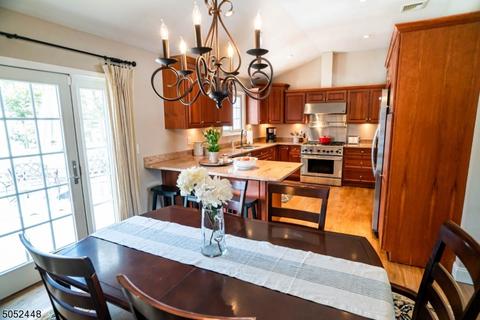 101 Andover Dr, Wayne, NJ 07470 photo 8