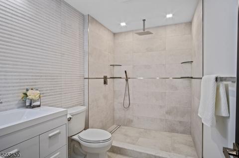 5 Statile Ct, Springfield, NJ 07081 photo 17