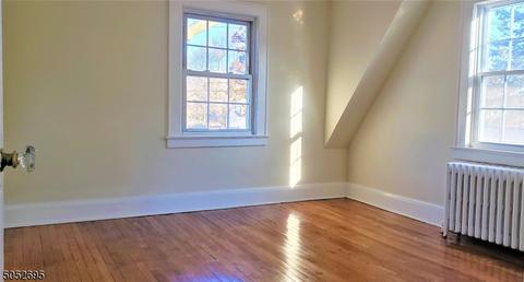 1074 Kenyon Ave, Plainfield, NJ 07060 photo 15