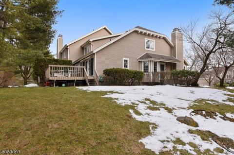 14 Coniston Ct, Wayne, NJ 07470 photo 4
