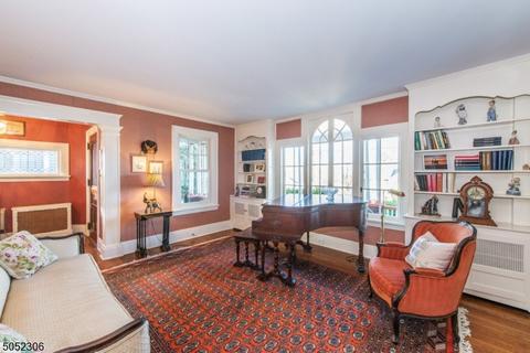 23 Myrtle Ave, Millburn, NJ 07041 photo 7