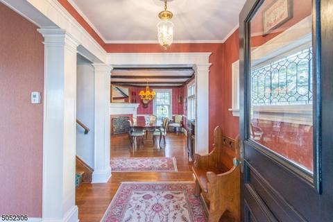 23 Myrtle Ave, Millburn, NJ 07041 photo 4