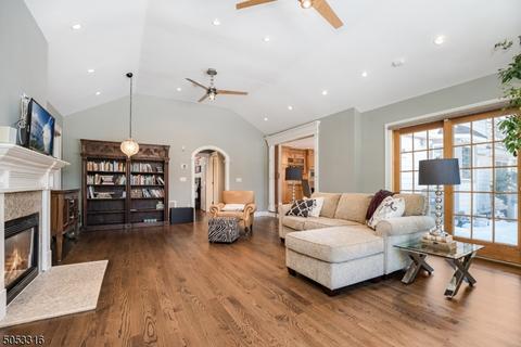28 Lowell Dr, Wayne, NJ 07470 photo 15