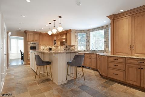 28 Lowell Dr, Wayne, NJ 07470 photo 8