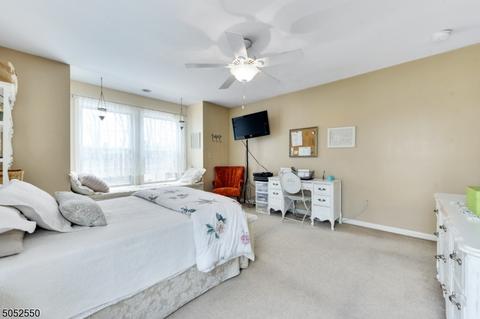 69 Macdonald Dr, Wayne, NJ 07470 photo 14