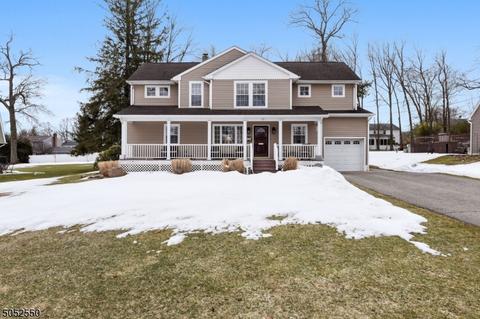 69 Macdonald Dr, Wayne, NJ 07470 photo 2