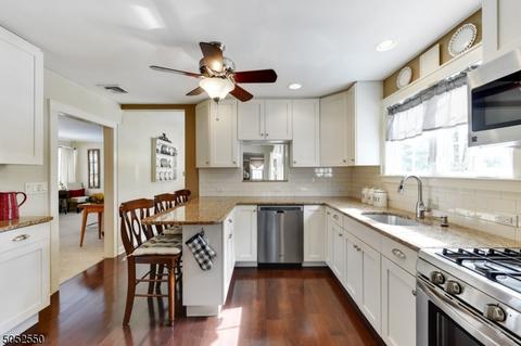 69 Macdonald Dr, Wayne, NJ 07470 photo 5
