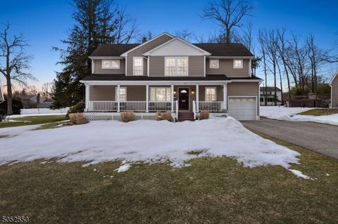 69 Macdonald Dr, Wayne, NJ 07470 photo 1