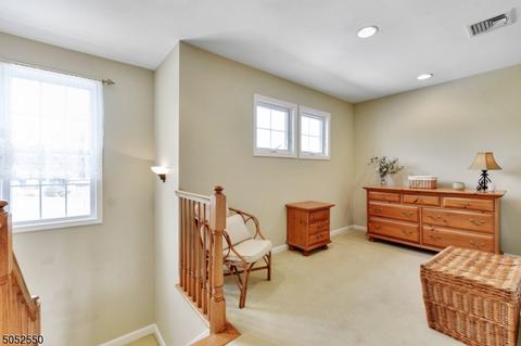 69 Macdonald Dr, Wayne, NJ 07470 photo 12