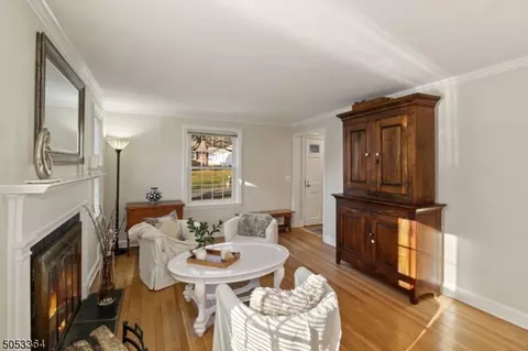 81 W End Ave, Summit, NJ 07901 photo 4