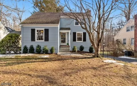 81 W End Ave, Summit, NJ 07901 photo 2