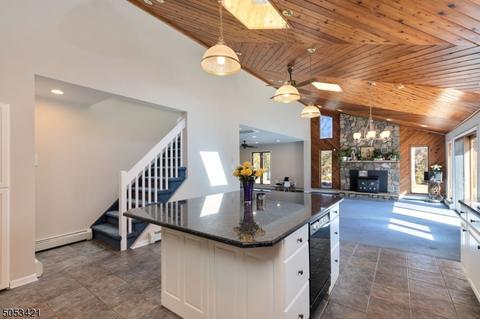 286 Summit Rd, Mountainside, NJ 07092 photo 6