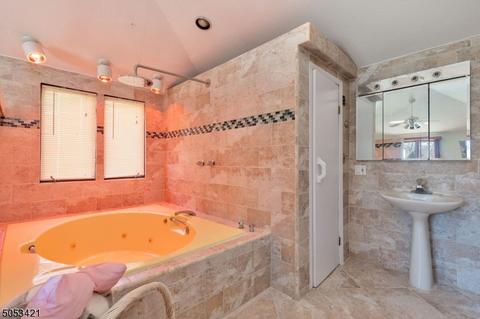 286 Summit Rd, Mountainside, NJ 07092 photo 12