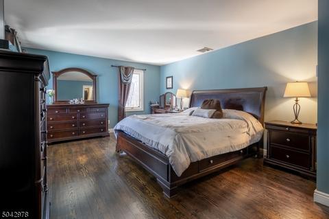 44 Ponds Cir, Wayne, NJ 07470 photo 7