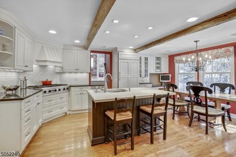 16 Colt Rd, Summit, NJ 07901 photo 6