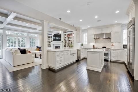 33 Parkview Ter, Summit, NJ 07901 photo 5