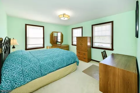 18 Valley Rd, Nutley, NJ 07110 photo 15