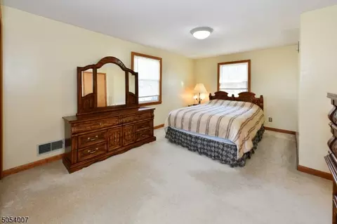 18 Valley Rd, Nutley, NJ 07110 photo 18