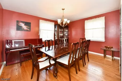 18 Valley Rd, Nutley, NJ 07110 photo 13