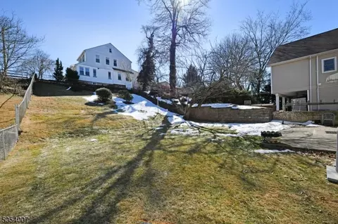 18 Valley Rd, Nutley, NJ 07110 photo 4