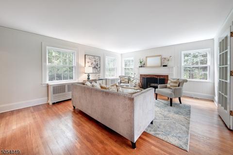 9 Crest Acre Ct, Summit, NJ 07901 photo 3