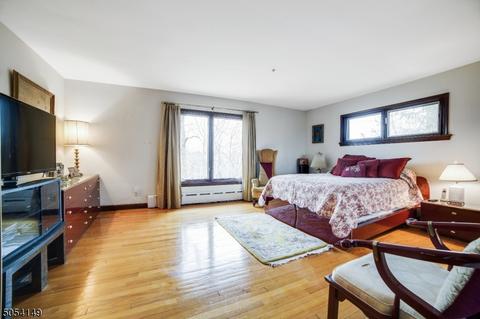 46 Riverview Ter, Upper Saddle River, NJ 07458 photo 16
