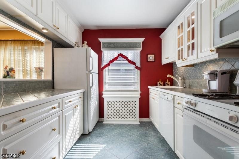  245 Passaic #16, Passaic, NJ 07055 photo 8