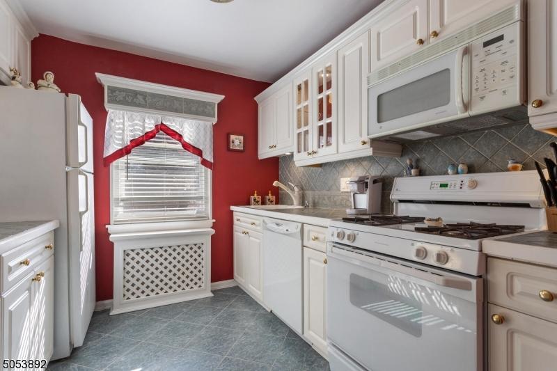  245 Passaic #16, Passaic, NJ 07055 photo 9