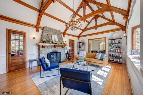 7 Manor Hill Rd, Summit, NJ 07901 photo 2