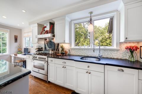 7 Manor Hill Rd, Summit, NJ 07901 photo 8