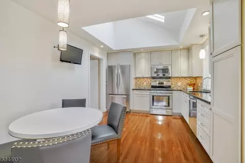 21 Highlands Ave, Springfield, NJ 07081 photo 10