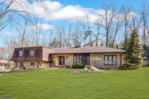 90 Circle Ave, Wayne, NJ 07470 photo 1