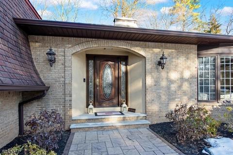 90 Circle Ave, Wayne, NJ 07470 photo 4