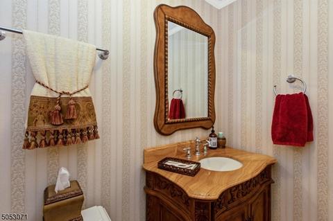 90 Circle Ave, Wayne, NJ 07470 photo 13