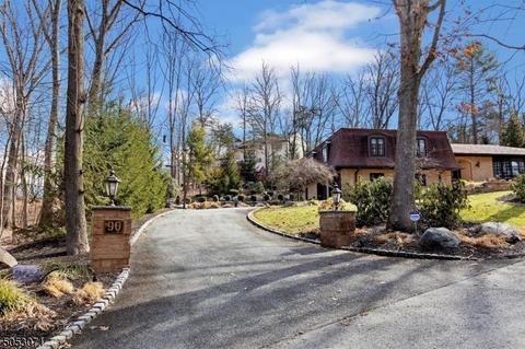 90 Circle Ave, Wayne, NJ 07470 photo 2