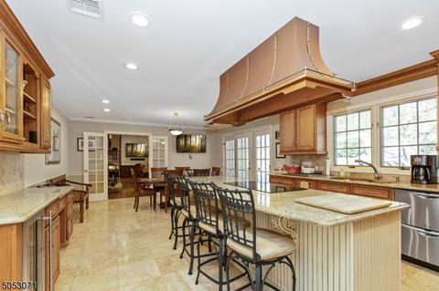 90 Circle Ave, Wayne, NJ 07470 photo 8