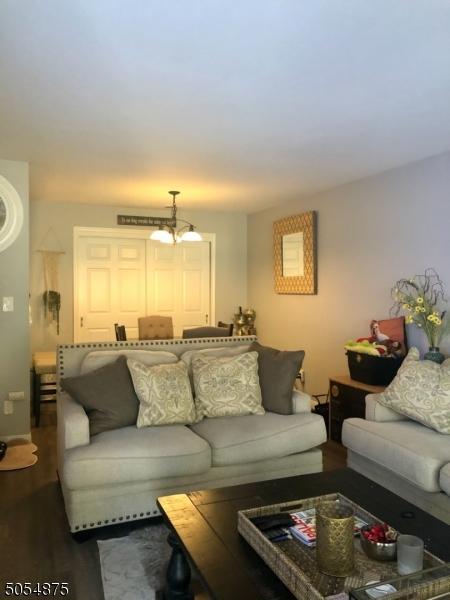 21 Cedar Ct, Bedminster, NJ 07921 photo 4