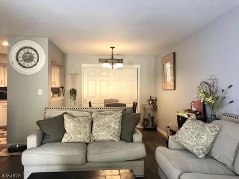 21 Cedar Ct, Bedminster, NJ 07921 photo 3