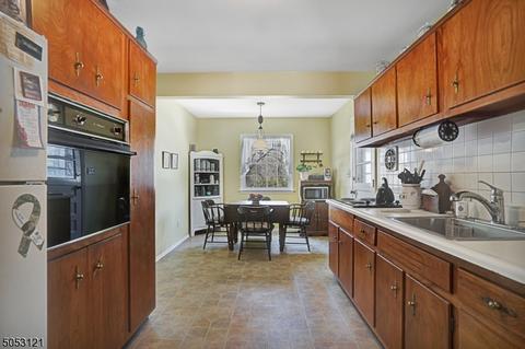 74 Fairview Dr E, Basking Ridge, NJ 07920 photo 11