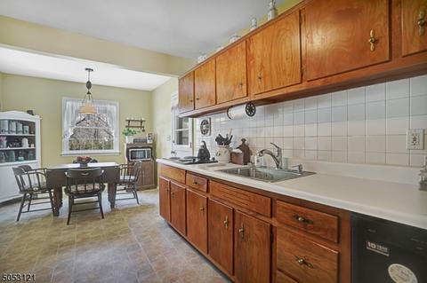 74 Fairview Dr E, Basking Ridge, NJ 07920 photo 12