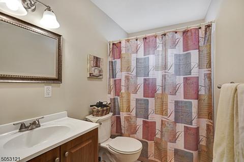 74 Fairview Dr E, Basking Ridge, NJ 07920 photo 14
