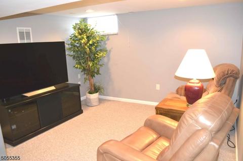 259 Schepis Ave, Saddle Brook, NJ 07663 photo 14