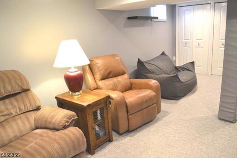 259 Schepis Ave, Saddle Brook, NJ 07663 photo 13