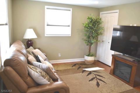 259 Schepis Ave, Saddle Brook, NJ 07663 photo 7