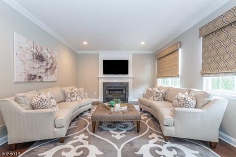 75 Atherton Ct, Wayne, NJ 07470 photo 8
