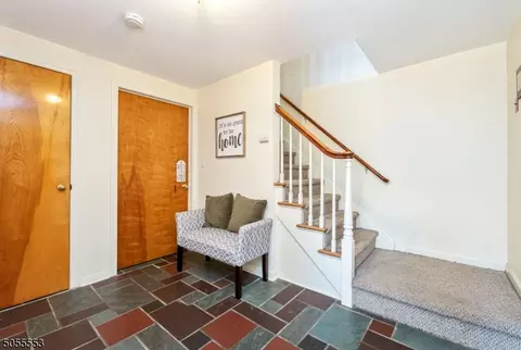 292 Beech Ter, Wayne, NJ 07470 photo 9