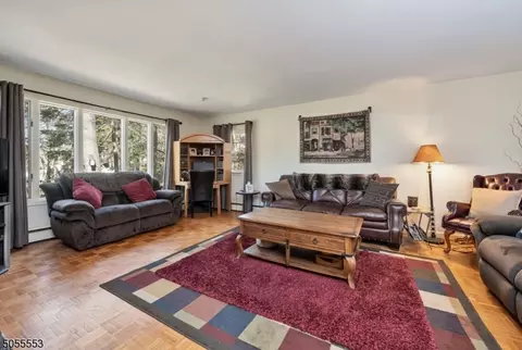 292 Beech Ter, Wayne, NJ 07470 photo 3