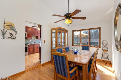 147 Lee Dr, Middlesex, NJ 08846 photo 7