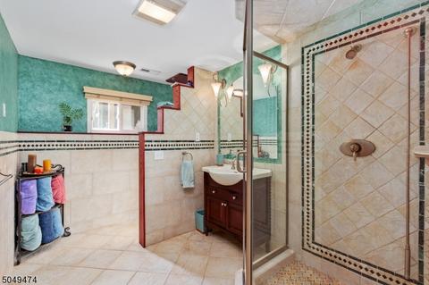 147 Lee Dr, Middlesex, NJ 08846 photo 16
