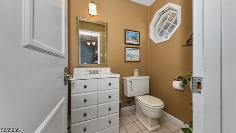 2 Midwood Pl, Wayne, NJ 07470 photo 11